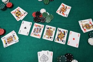 Hướng dẫn chi tiết cách tham gia trò chơi Poker trên nền tảng HB88